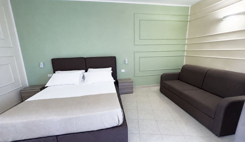 camera superior con divano letto