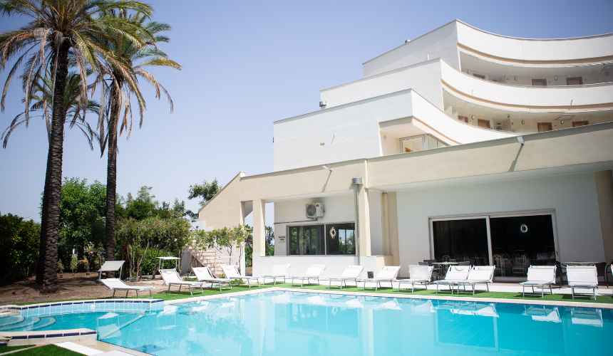 piscina orohotel